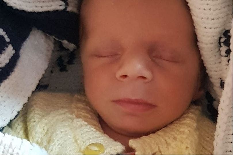 Une Maman Est Obligee D Enregistrer La Naissance Et La Mort De Son Bebe Le Meme Jour Apres S Etre Battue Pour Le Sauver