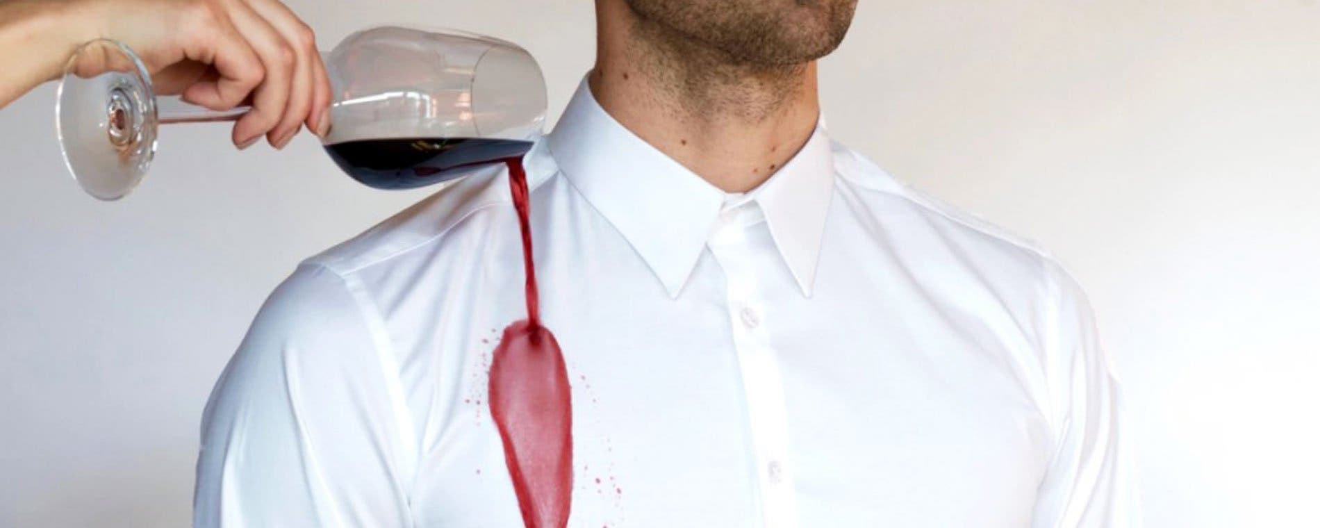 7 astuces efficaces pour éliminer les taches de vin rouge